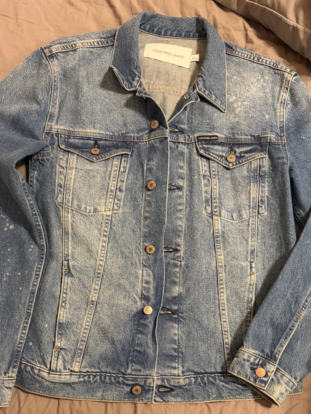 NWOT Calvin Klein Jeans Splatter Denim Trucker Jacket M